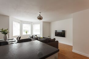 Stunning Contemporary Apartment