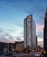 Hotel Alice and Trunk