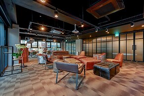 Hotel Alice and Trunk