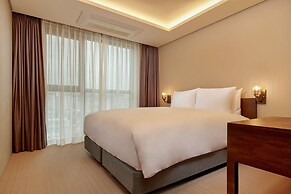 Hotel Alice and Trunk