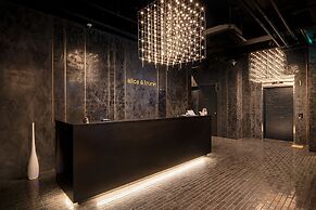 Hotel Alice and Trunk