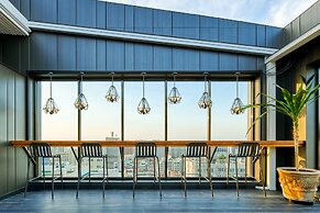 Hotel Alice and Trunk