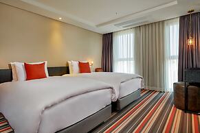 Hotel Alice and Trunk