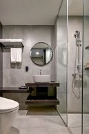 Hotel Alice and Trunk