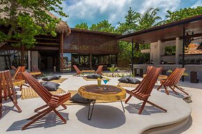 Lotus Beach Hotel - Adults Only