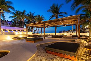 Lotus Beach Hotel - Adults Only