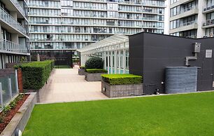 Metro Apartments South Melbourne CBD edge