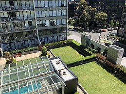 Metro Apartments South Melbourne CBD edge