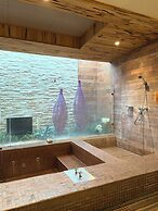 Her Home Spa Motel Douliu