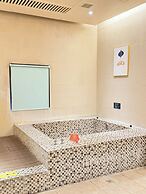 Her Home Spa Motel Douliu