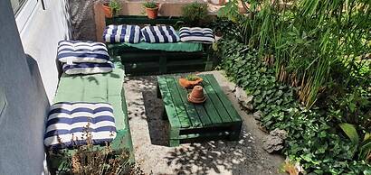 Guest House Roki & Diva - Adults only