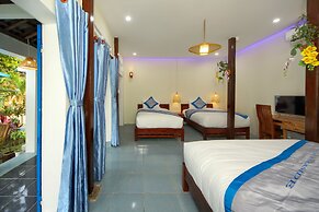 Hoi An Blue Seaside Homestay