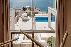 ĀNANTI Resort, Residences & Beach Club - The Leading Hotels of the Wor