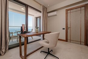 ĀNANTI Resort, Residences & Beach Club - The Leading Hotels of the Wor