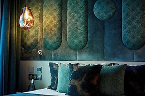 Paris j'Adore Hotel & Spa