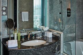 Paris j'Adore Hotel & Spa