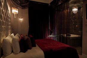 Paris j'Adore Hotel & Spa
