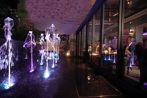 Paris j'Adore Hotel & Spa