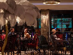 Paris j'Adore Hotel & Spa