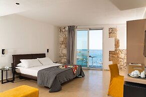 Re Dionisio Luxury Suites