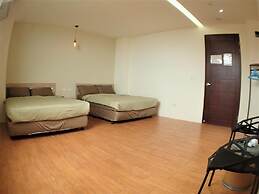 Living My Life Hostel