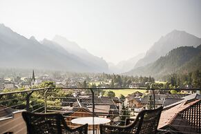 Excelsior Dolomites Life Resort