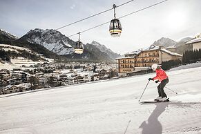 Excelsior Dolomites Life Resort