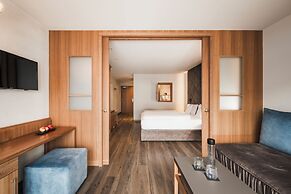 Excelsior Dolomites Life Resort