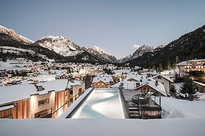 Excelsior Dolomites Life Resort
