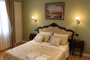 B&B Fine Venice