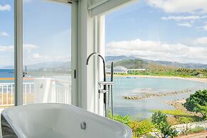 Blue Sea Sunny Sea View Homestay