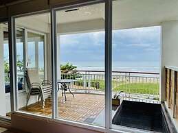Blue Sea Sunny Sea View Homestay