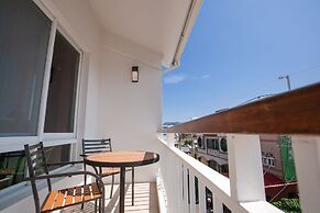 Blue Sea Sunny Sea View Homestay