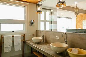 Blue Sea Sunny Sea View Homestay