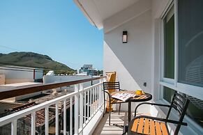 Blue Sea Sunny Sea View Homestay