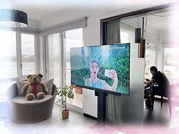 Blue Sea Sunny Sea View Homestay