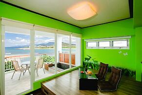 Blue Sea Sunny Sea View Homestay