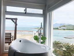 Blue Sea Sunny Sea View Homestay