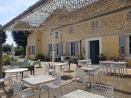 Hôtel Le Mas Des Quintrands