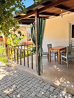 Adrasan Parlak Evleri