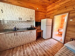 Adrasan Parlak Evleri