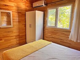 Adrasan Parlak Evleri