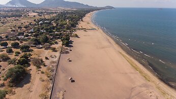Kambiri Beach By Serendib