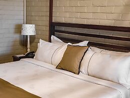 Kambiri Beach By Serendib