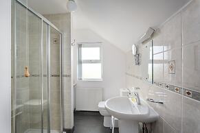 Little Pengelly Farm