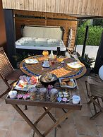 La chambre des Onglous