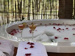 Zaburi Beach by Serendib