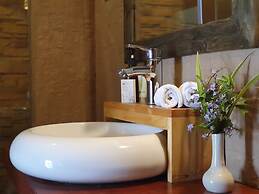 Zaburi Beach by Serendib