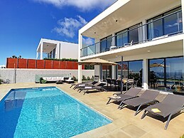 Villa Relaxing View by MHM