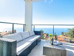 Villa Relaxing View by MHM